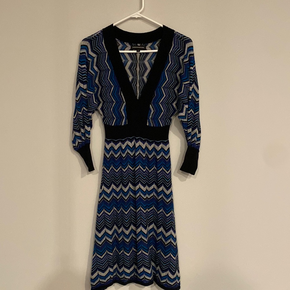 Express- below the knee- 3/4 sleeve knit dress- Medium